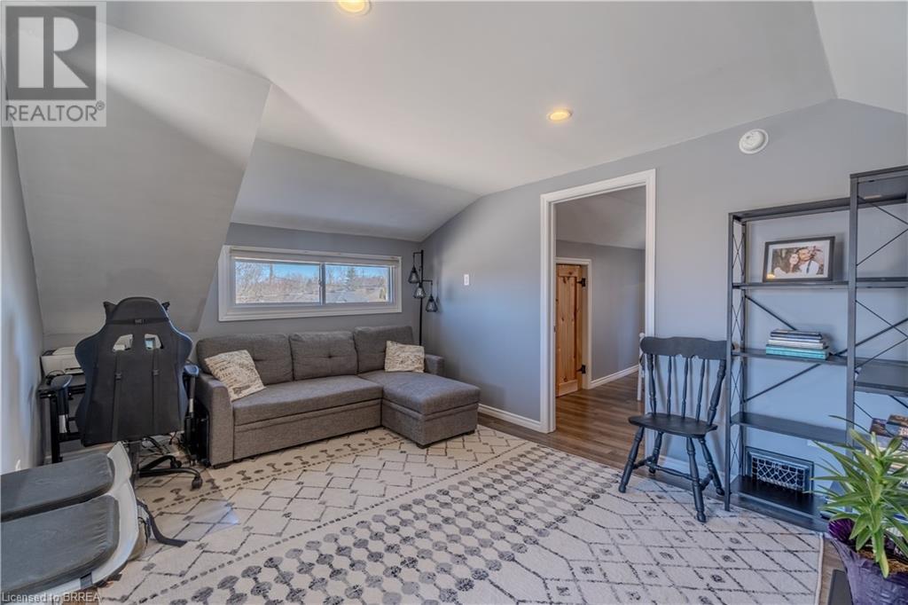 21 Wade Avenue Property Photo 14