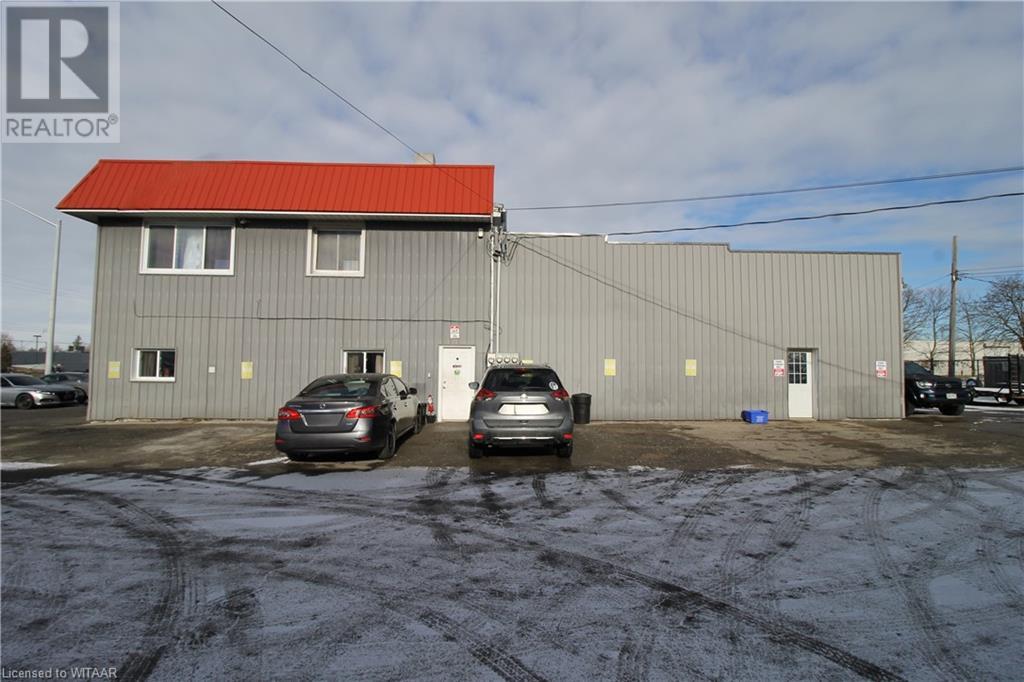 553 James Street Property Photo 5