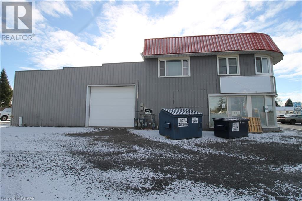 553 James Street Property Photo 8