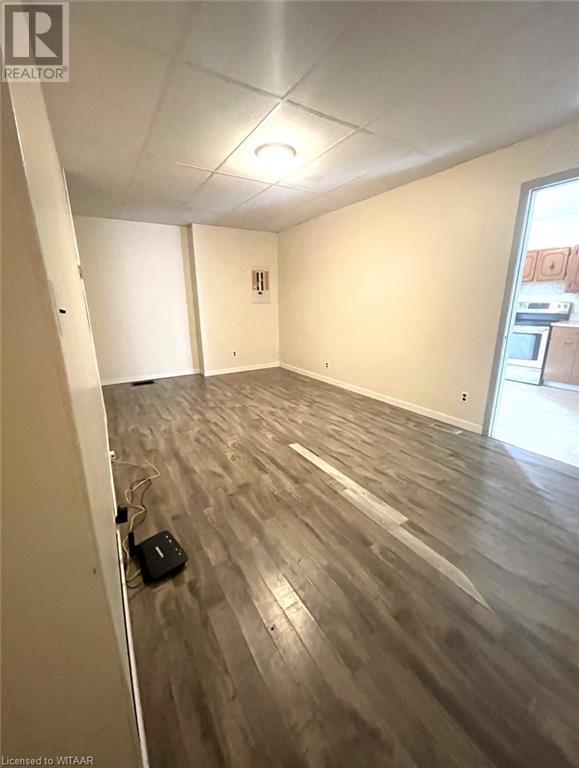 553 James Street Property Photo 18