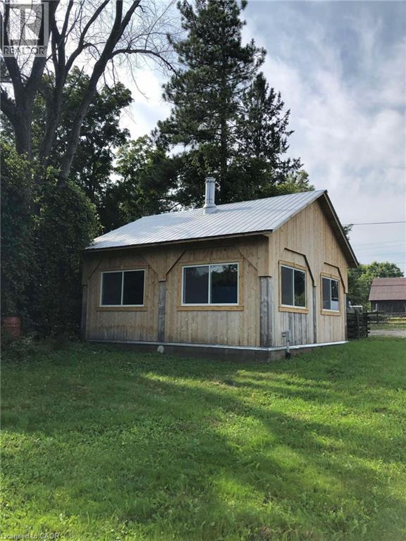 2988 Elphin Maberly Road Property Photo 3