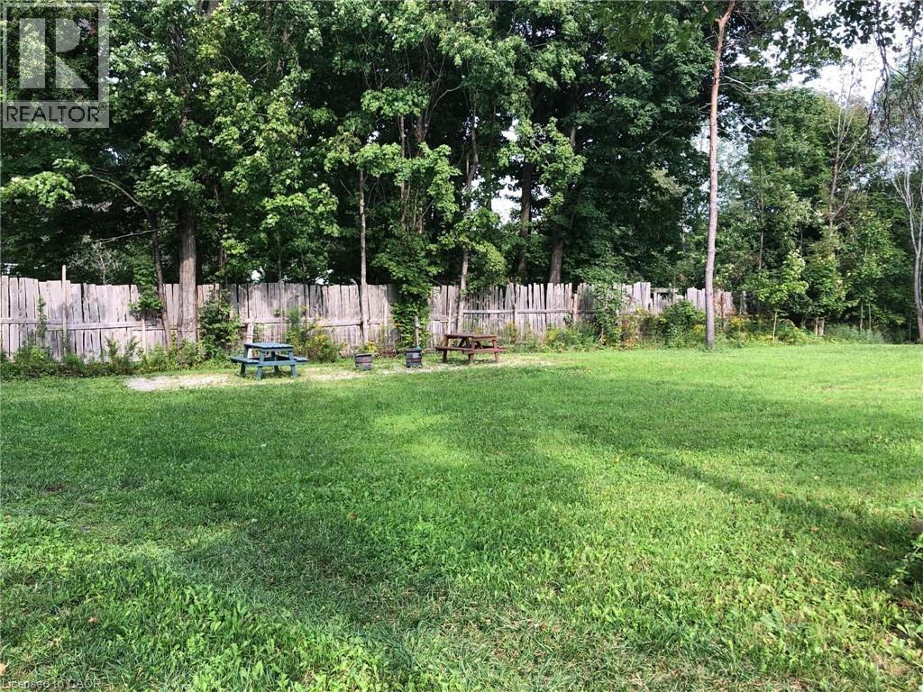 2988 Elphin Maberly Road Property Photo 9