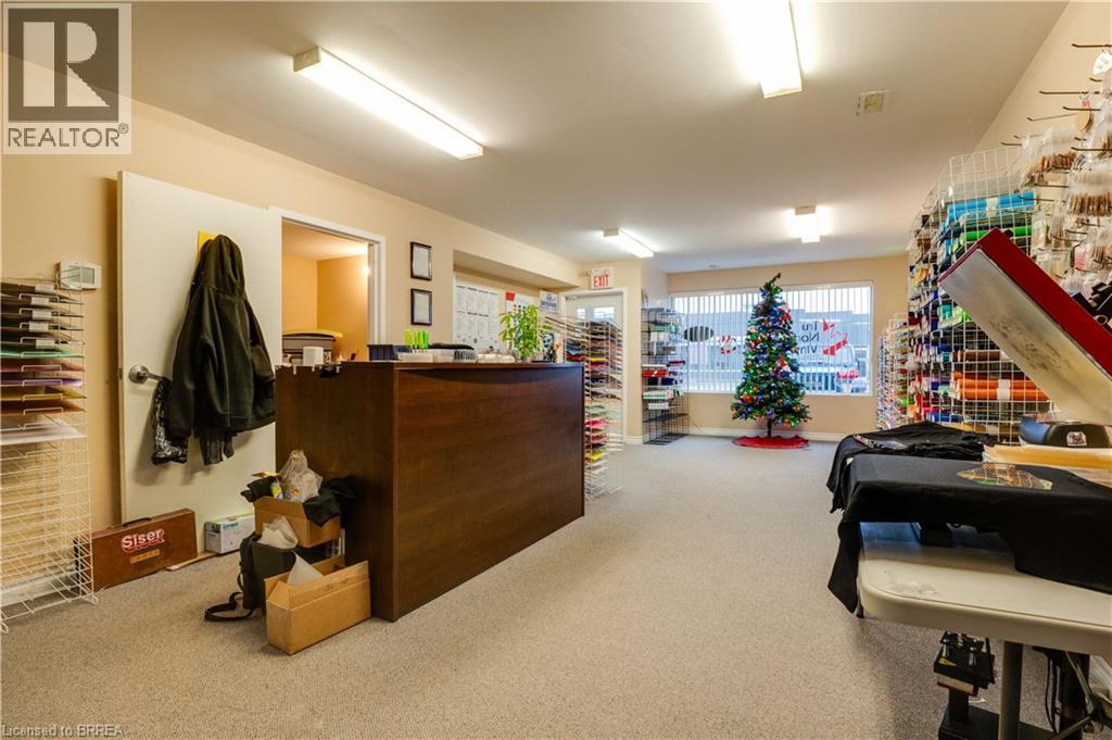 45 Dalkeith Drive Unit# 2 Property Photo 6