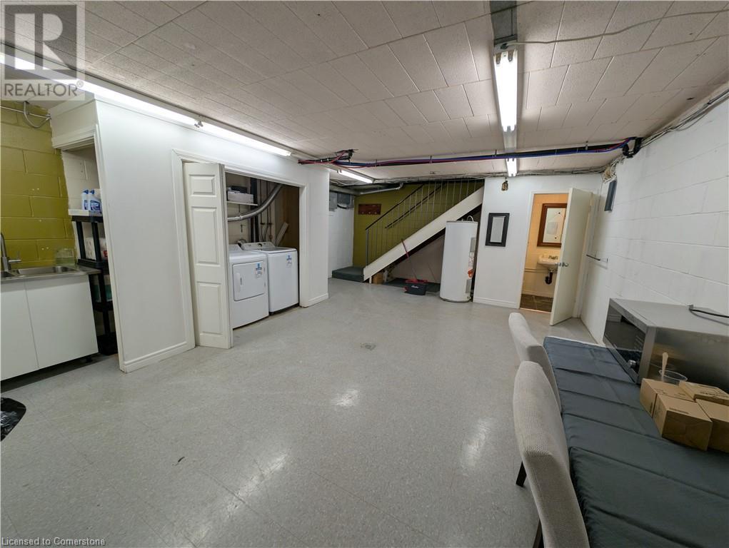 33 Elm Street Property Photo 12