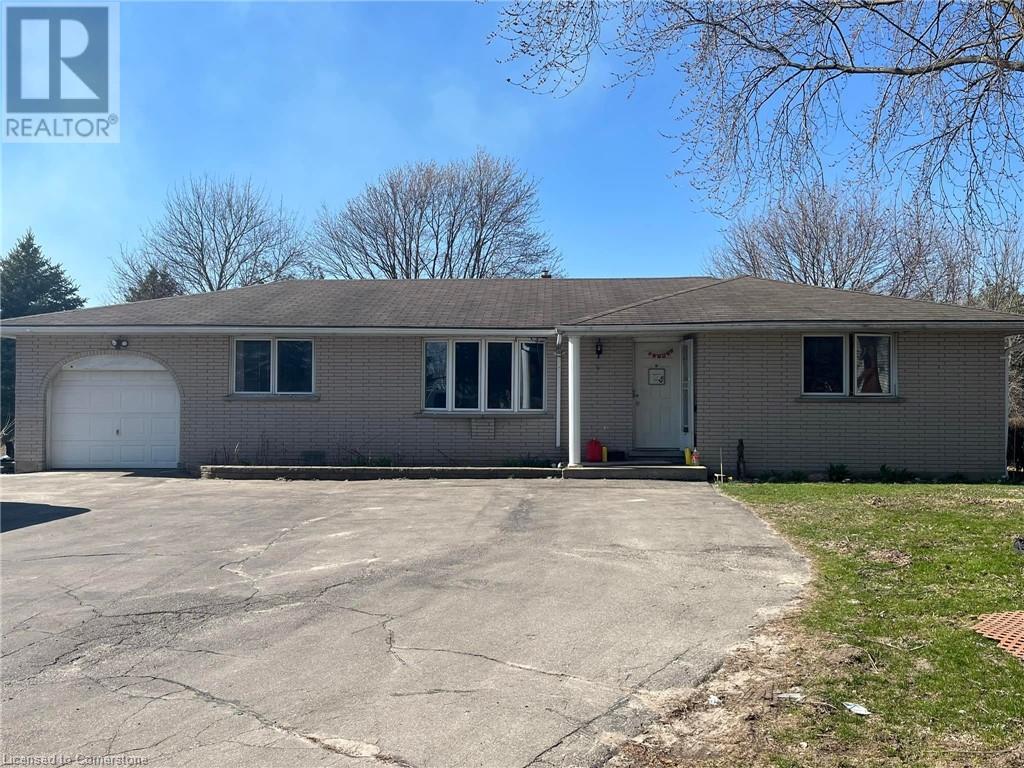 2302 Snyders Road E Property Photo 1