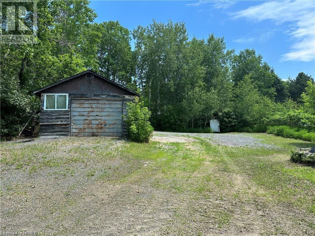 1250 Derland Road Property Photo 10