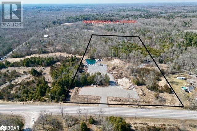 3852 41 Highway Property Photo