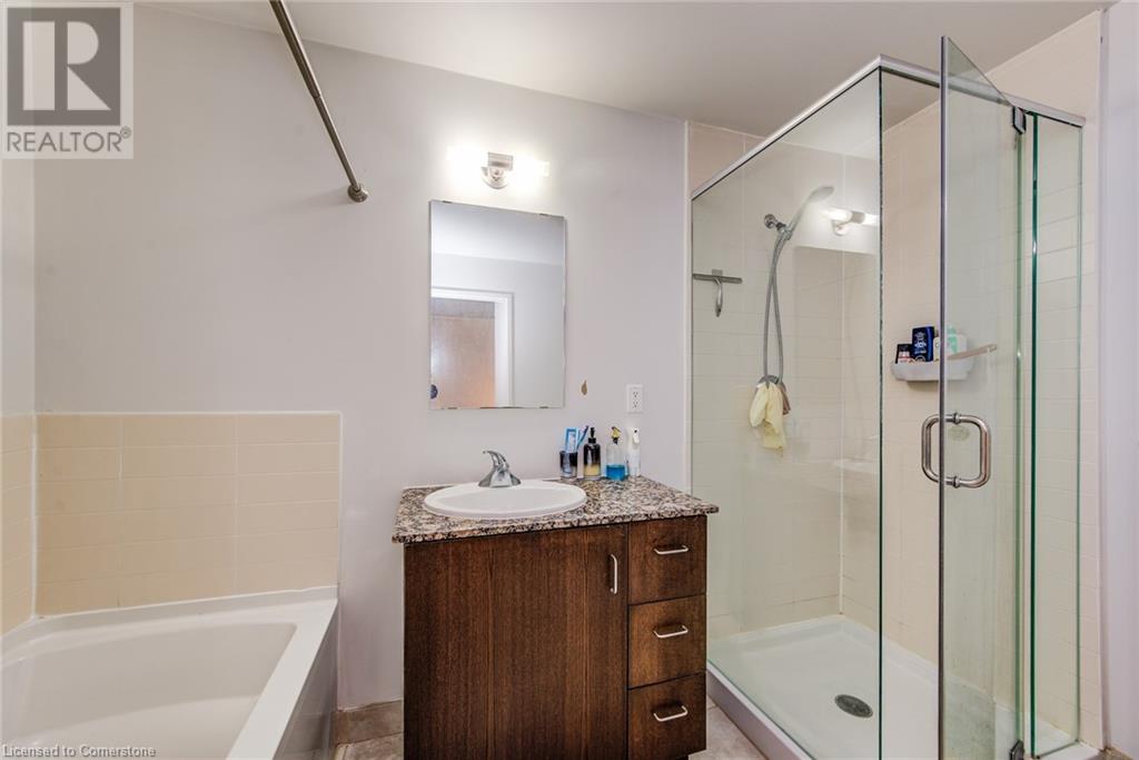 191 King Street S Unit# 1202 Property Photo 18