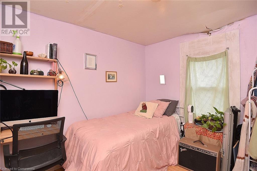 1523 Main Street E Property Photo 31