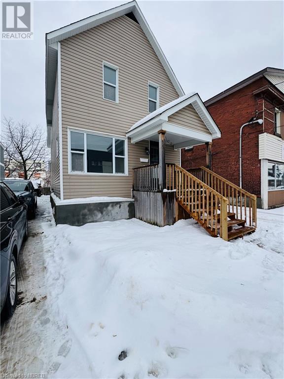 472 First Ave W Property Photo 2