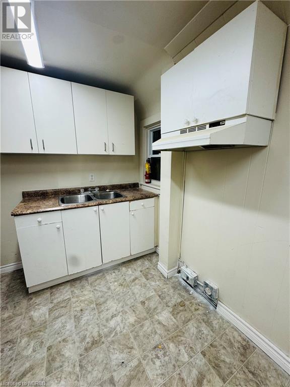 472 First Ave W Property Photo 17