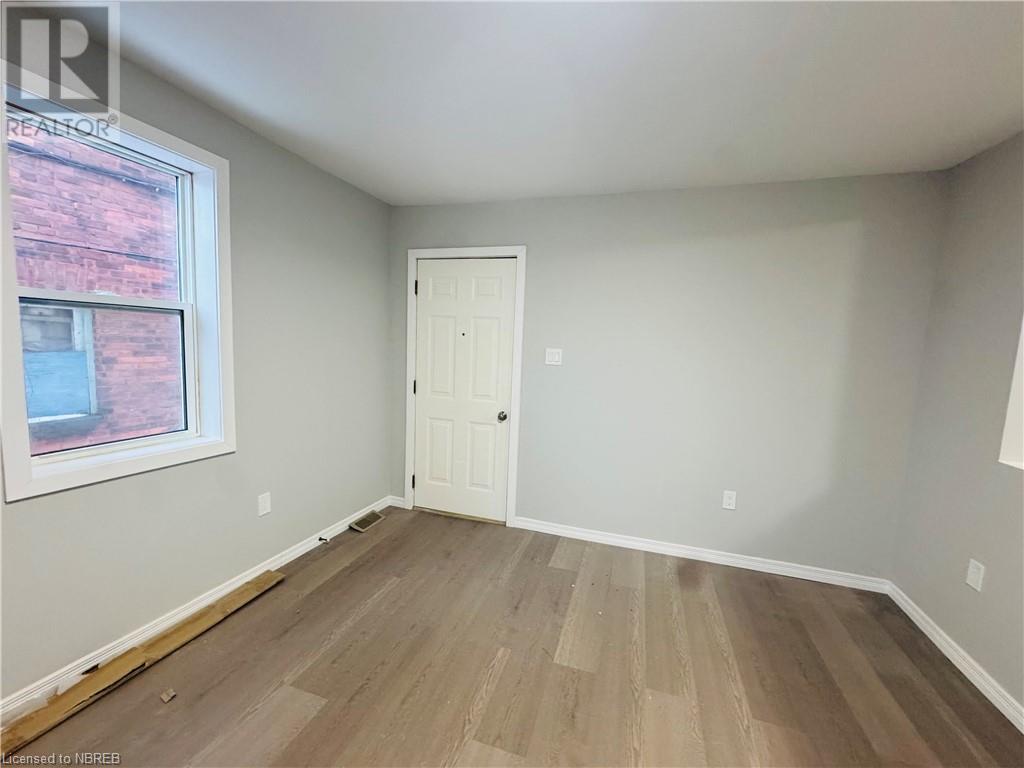 472 First Ave W Property Photo 25