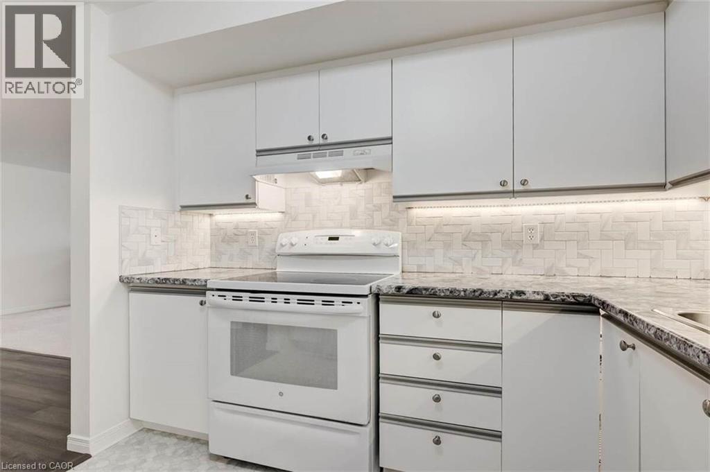 8 Huron Street Unit# 311 Property Photo 15
