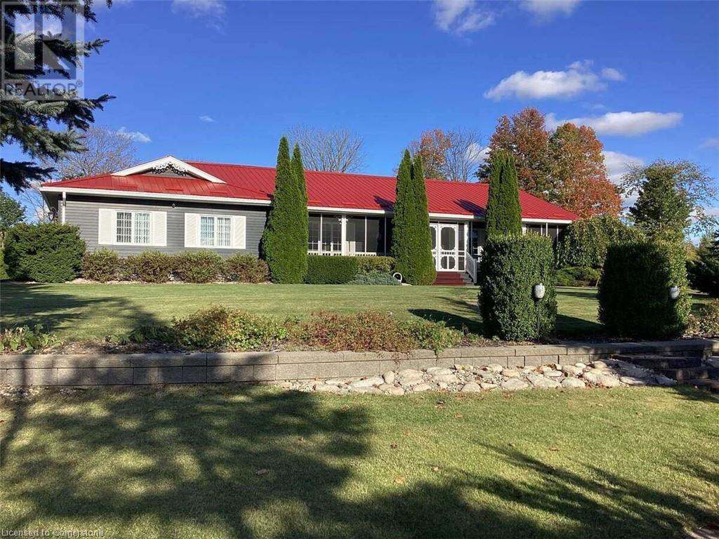 2 Joanne Crescent Property Photo 1