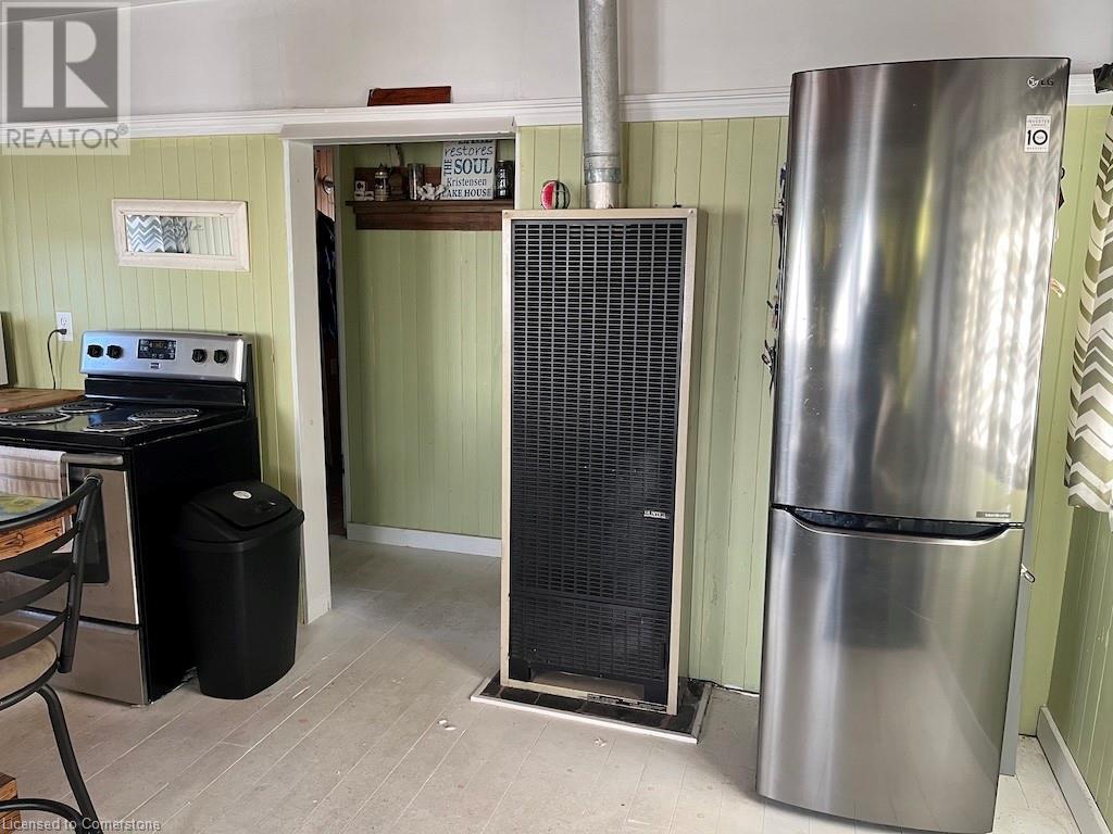 826 Sandy Bay Road Property Photo 28
