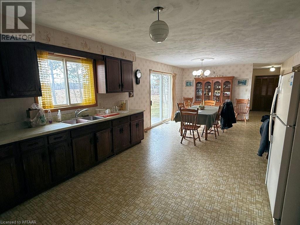 146056 Potters Road Property Photo 25