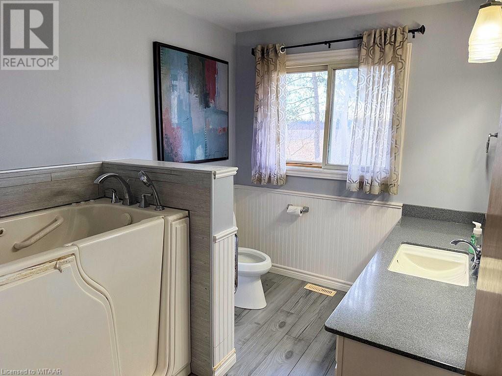 146056 Potters Road Property Photo 31
