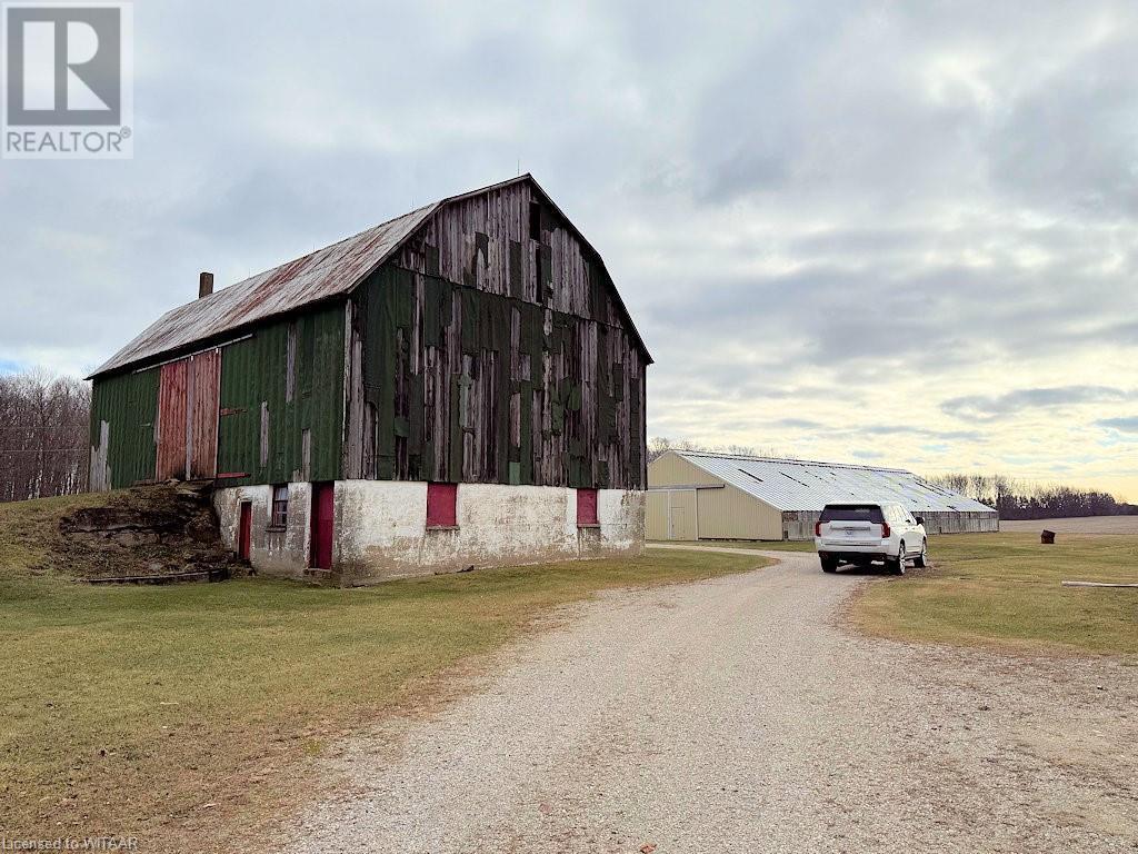 146056 Potters Road Property Photo 34