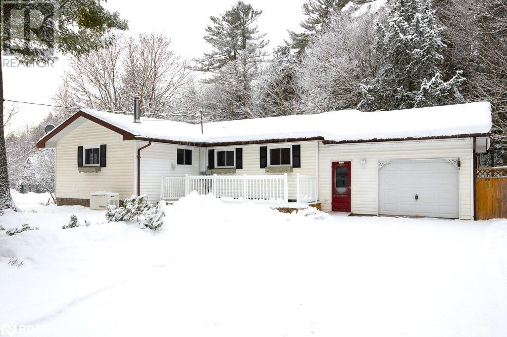 7573 Hwy 35 Property Photo 1