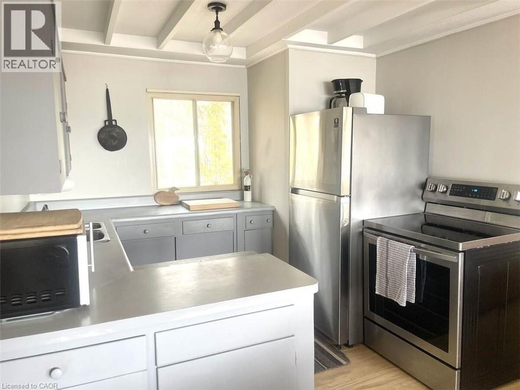 1536 Tiny Beaches Road N Property Photo 8