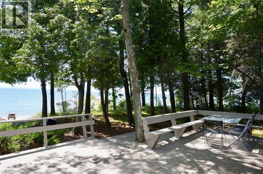 1536 Tiny Beaches Road N Property Photo 17