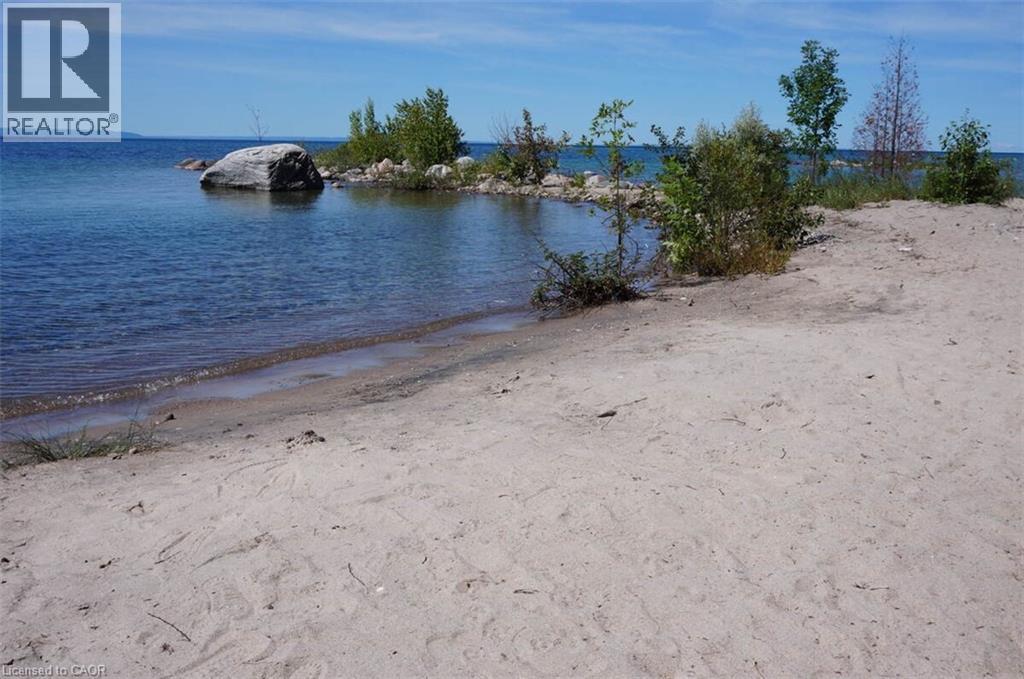 1536 Tiny Beaches Road N Property Photo 18