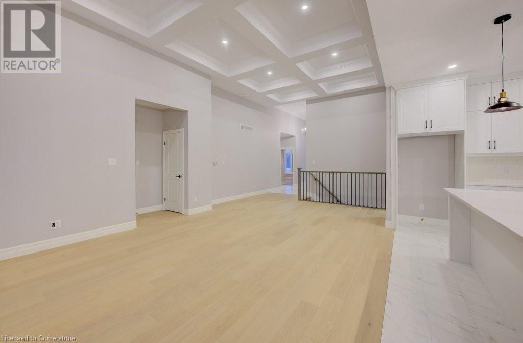 705 Hollinger Drive S Property Photo 19