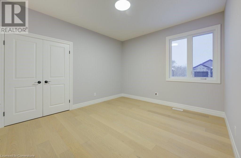 705 Hollinger Drive S Property Photo 28