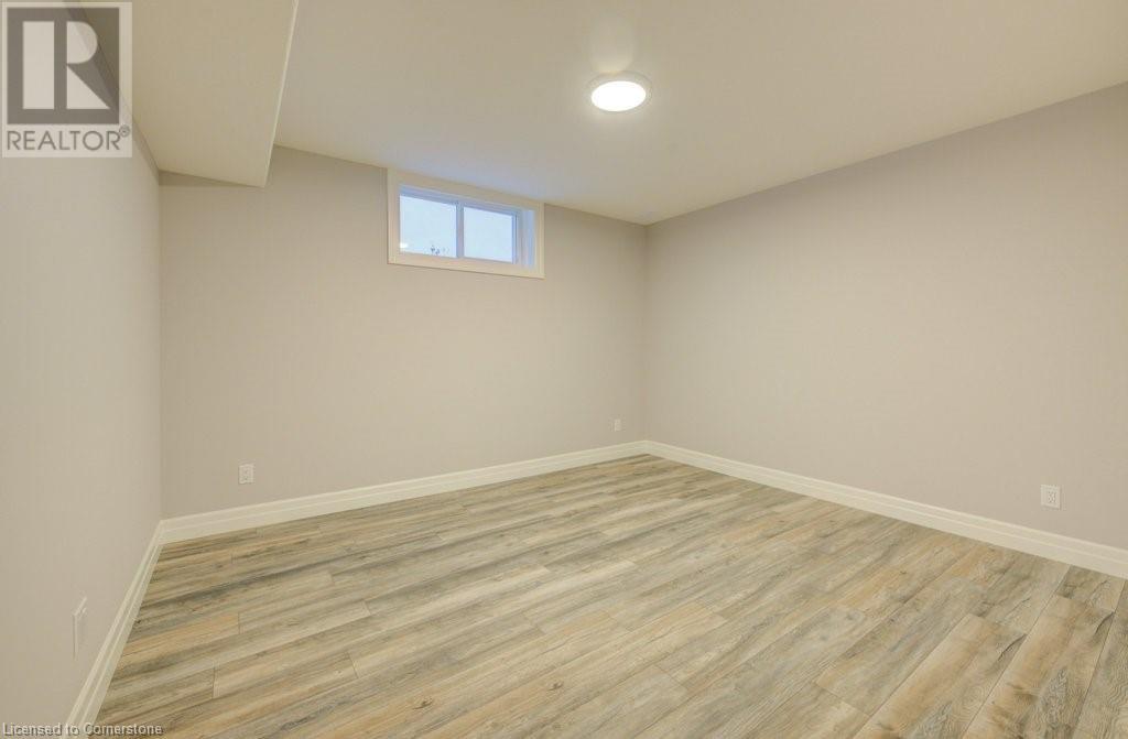 705 Hollinger Drive S Property Photo 40