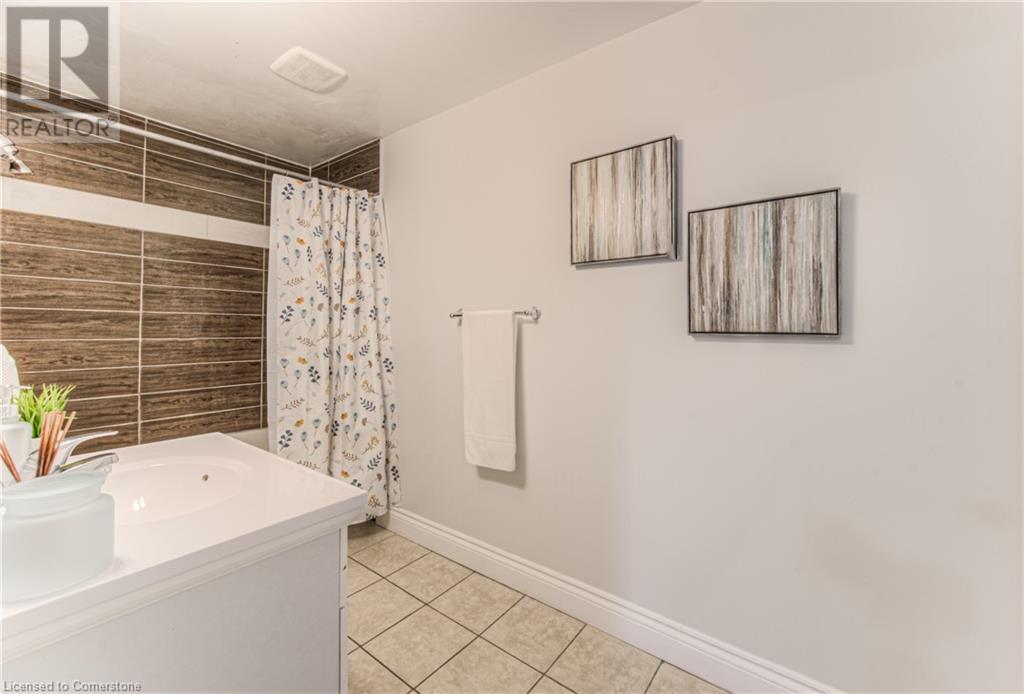 276 Eiwo Court Unit# 101 Property Photo 18