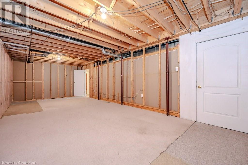 185 Wesley Crescent Property Photo 21