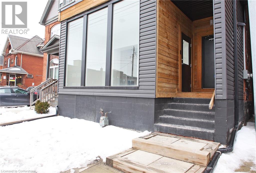 76 Wentworth Street S Unit# 1 Property Photo 2