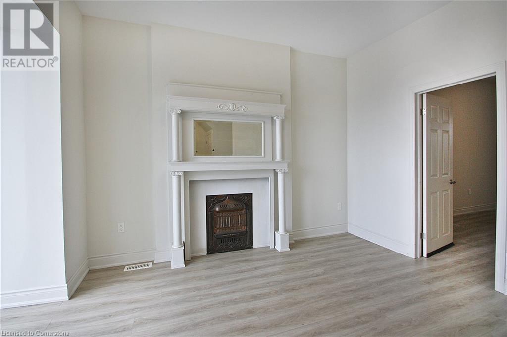 76 Wentworth Street S Unit# 1 Property Photo 9