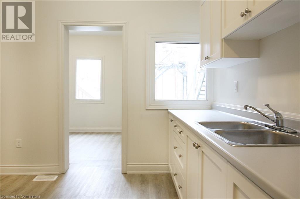 76 Wentworth Street S Unit# 1 Property Photo 17