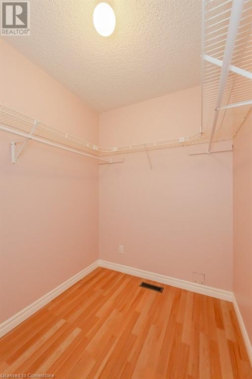 192 Wesley Crescent Property Photo 22