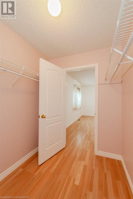 192 Wesley Crescent Property Photo 23