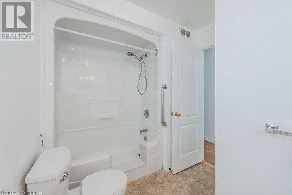 192 Wesley Crescent Property Photo 26