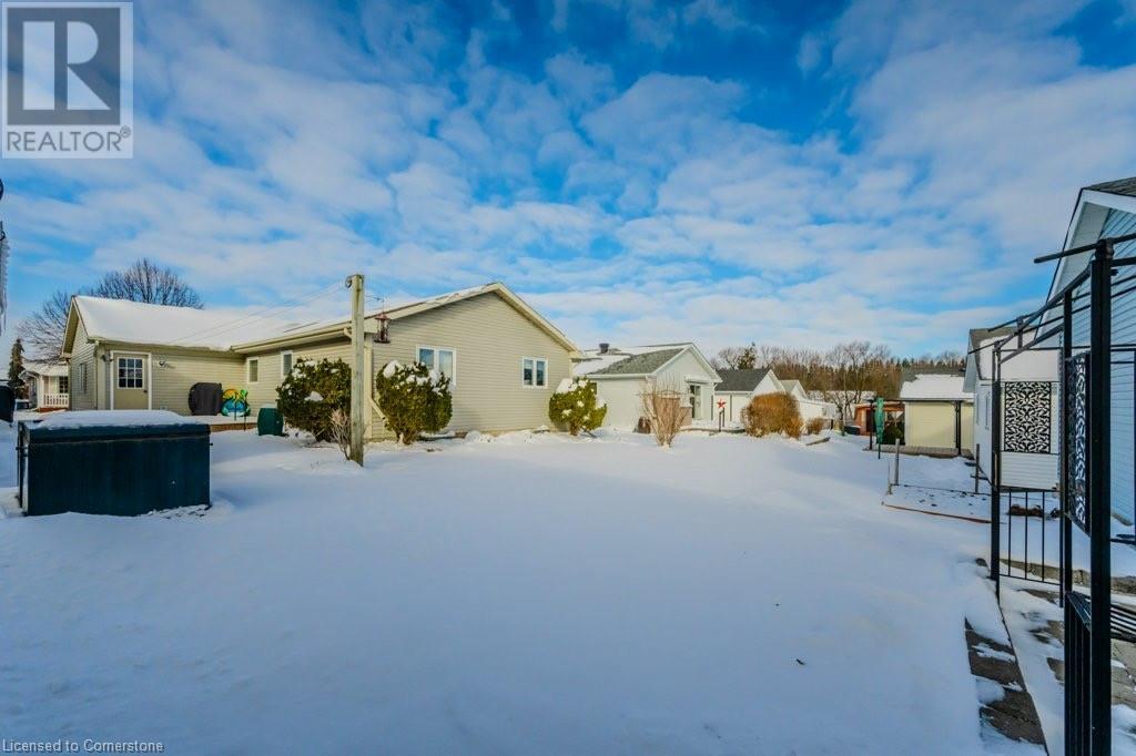 192 Wesley Crescent Property Photo 36