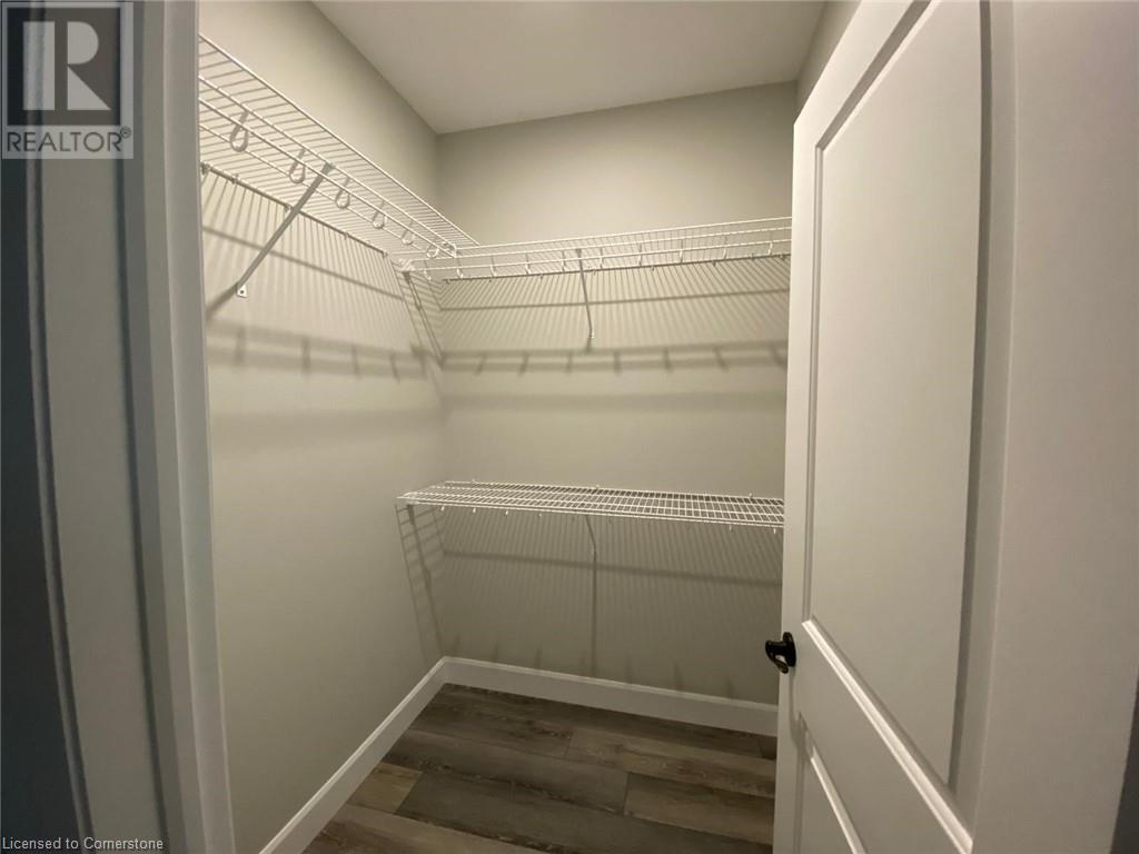 463 Warren Street Property Photo 12