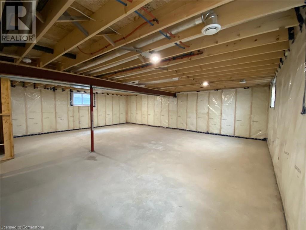 463 Warren Street Property Photo 22