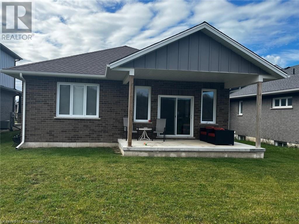 463 Warren Street Property Photo 24