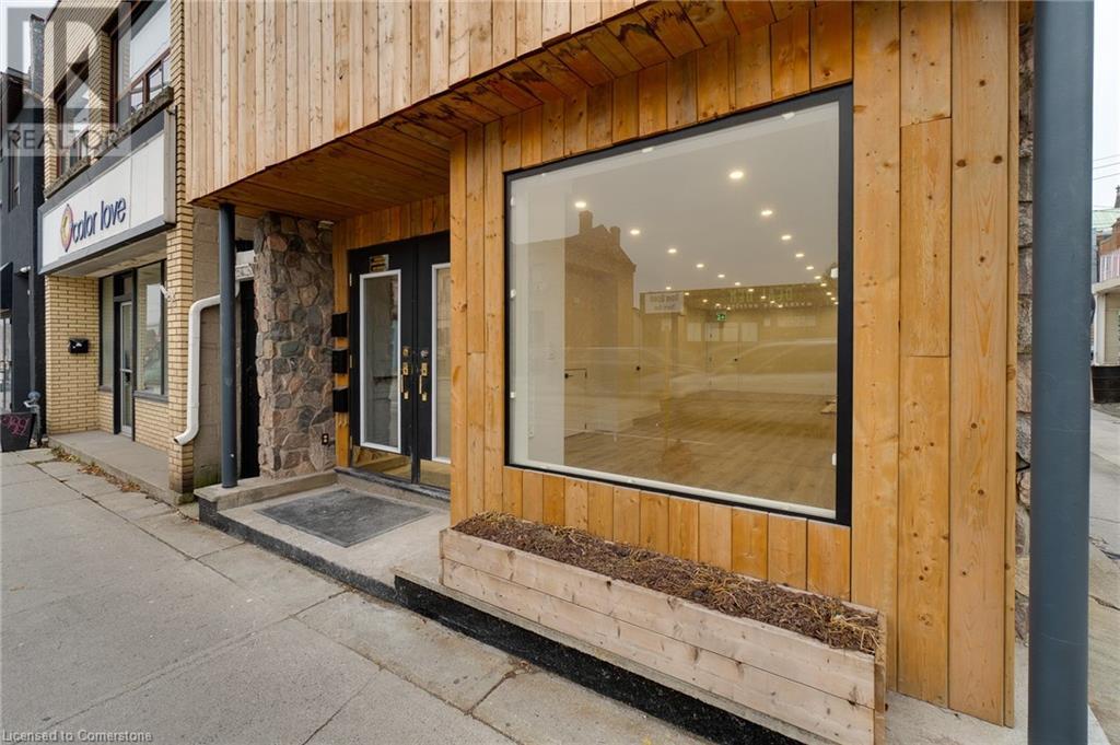 18 Barton Street E Property Photo 4