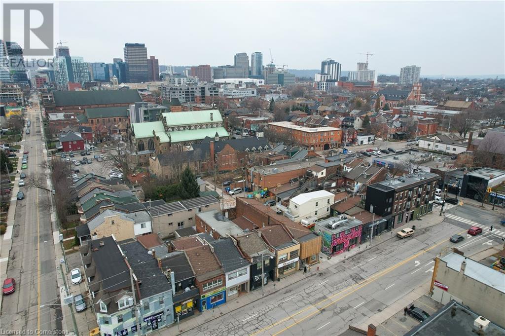 18 Barton Street E Property Photo 25