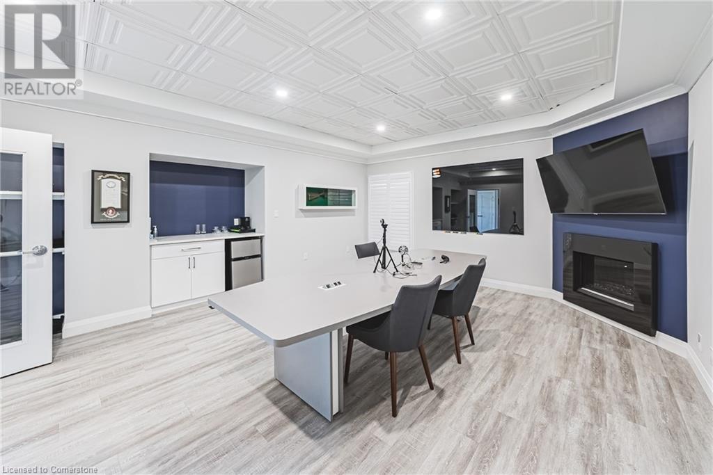 2 Heath Street Property Photo 10