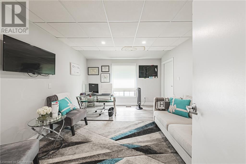 2 Heath Street Property Photo 17