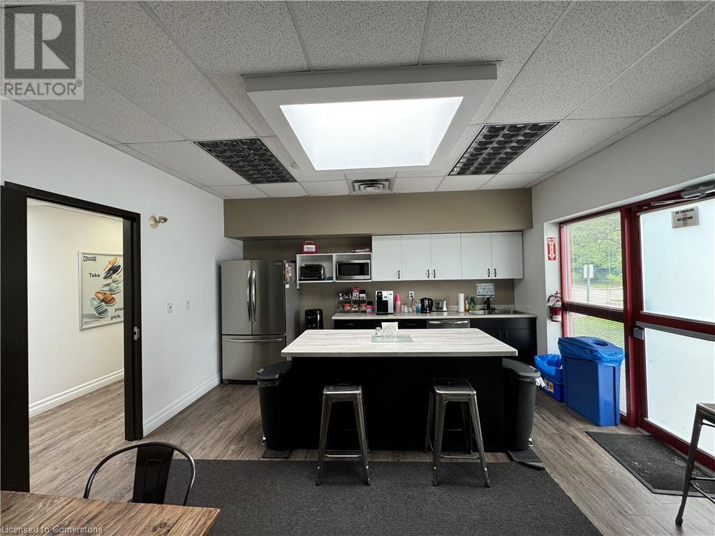 2 Masonry Court Unit# Opt B Property Photo 6