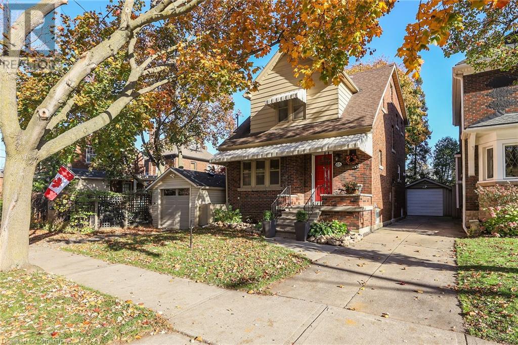 65 London Street S Property Photo