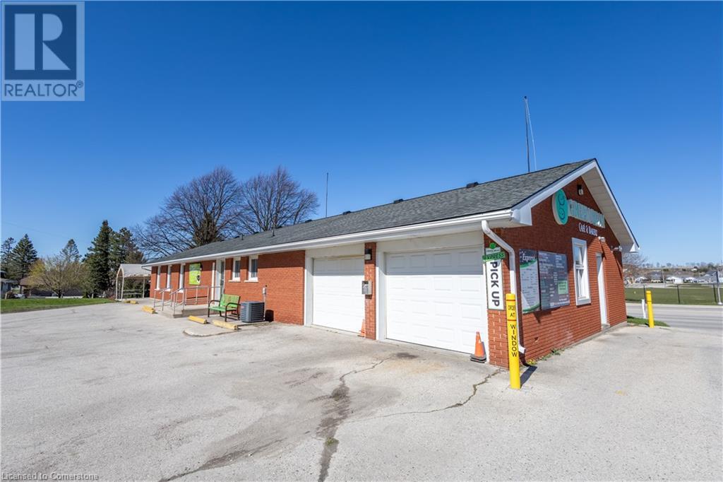 1319 Yonge Street S Property Photo 7