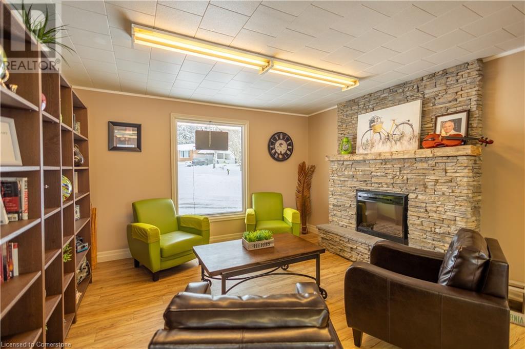 1319 Yonge Street S Property Photo 25