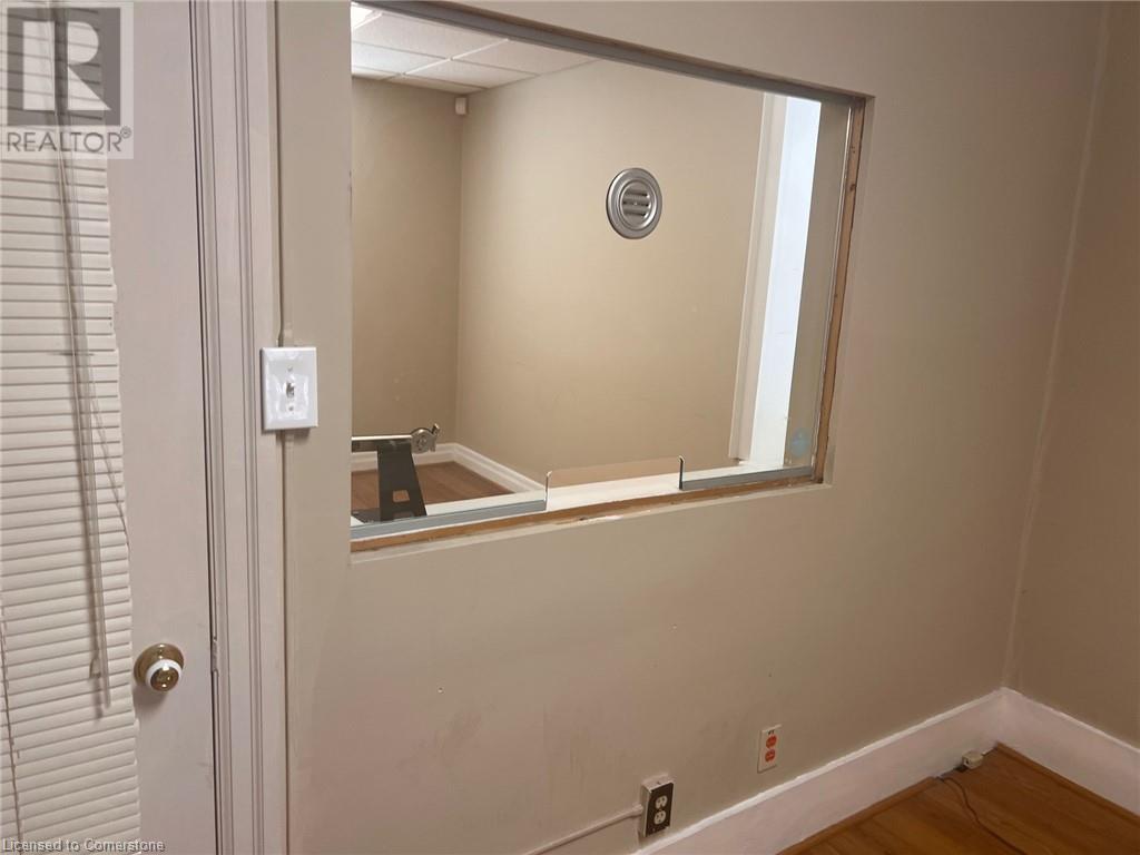 18 Walnut Street Property Photo 9